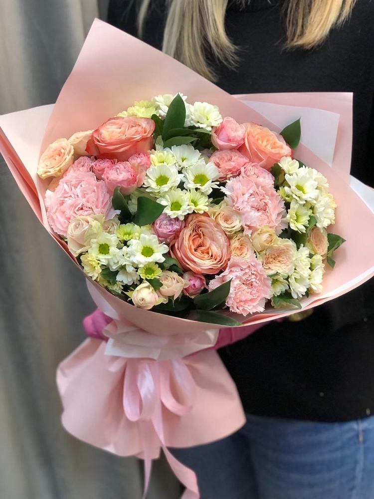 Букет цветов из: Гвоздики, Розы и Хризантемы в Искателей