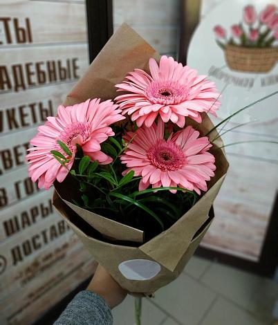 Букет цветов из: Герберы в Искателей