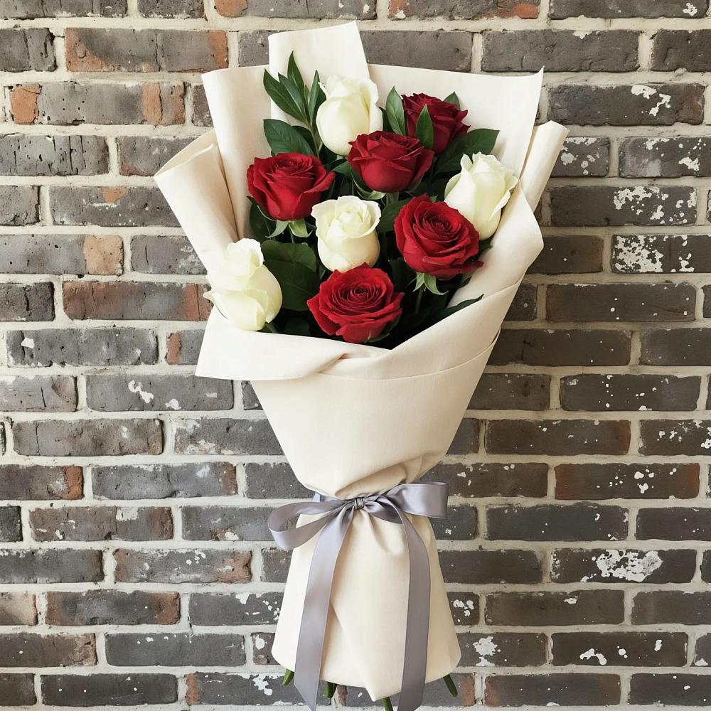 Букет цветов из: Розы в Искателей